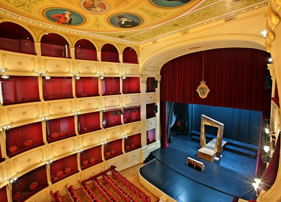 Θέατρο Απόλλων Σύρος